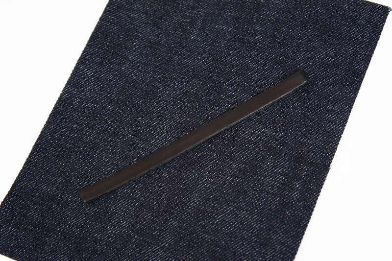 Okayama Denim ＆Leather - Pocket Tissue Case Kit ＜Tochigi Aniline Leather Classic＞