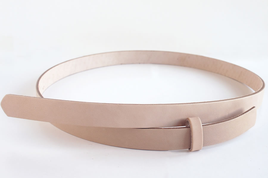 LC Tooling Leather Himeji Belt Blanks L 105 cm x W 2.0 cm