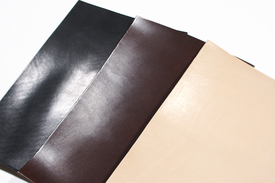 LC Leather Glazed Standard H30cm x W30cm