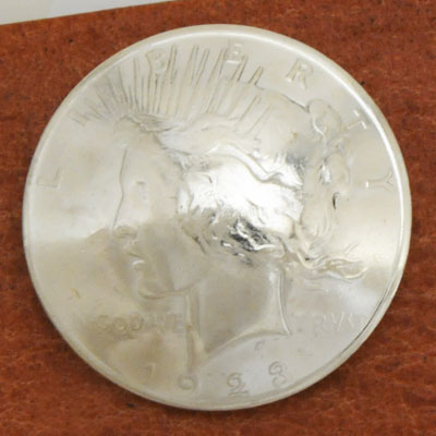 Silver Peace Dollar In Or After 1922 VG <Screw Back>